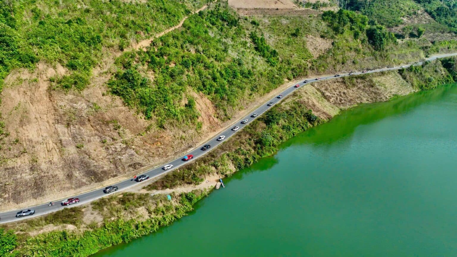 cung-mg-rx5-chinh-phuc-cuc-tay-to-quoc-trong-hanh-trinh-suoi-am-ban-cao cung-mg-rx5-chinh-phuc-cuc-tay-to-quoc-trong-hanh-trinh-suoi-am-ban-cao