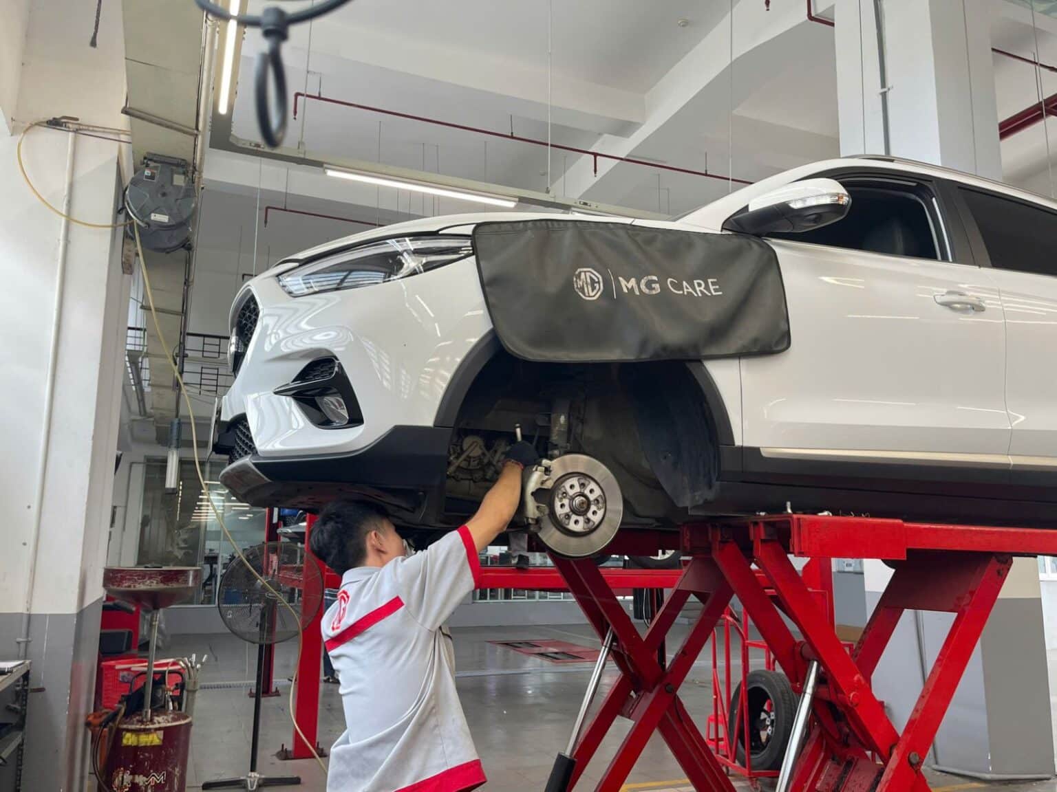mg-care-dich-vu-cham-soc-xe-chinh-hang-san-sang-don-he-an-tam mg-care-dich-vu-cham-soc-xe-chinh-hang-san-sang-don-he-an-tam